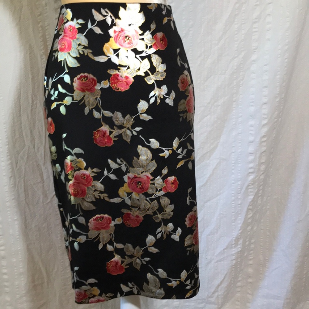 NYCC skirt